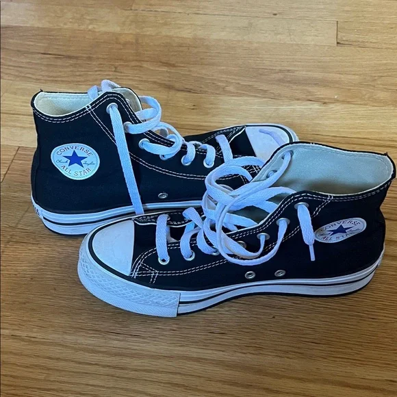 Converae Black and White Kids High-Top Sneakers - Picture 2 of 5